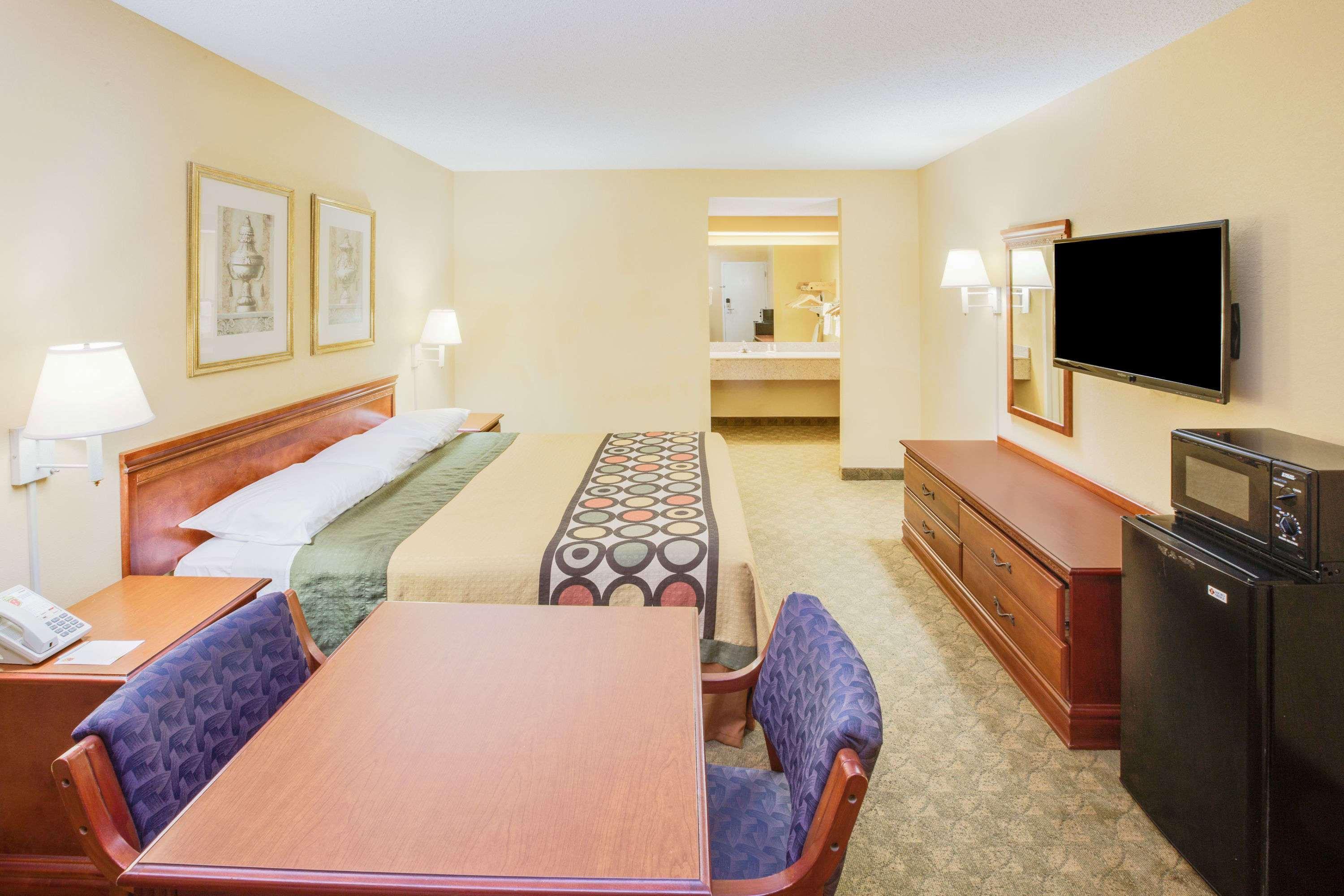 Super 8 By Wyndham Diberville Biloxi Area Εξωτερικό φωτογραφία